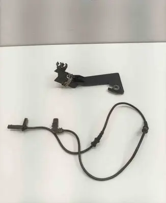 Mercedes-Benz SL R230 ABS brake wheel speed sensor A2305401517 A2305460143