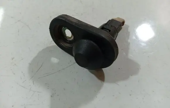 Toyota Avensis T250 Front door sensor coupe 