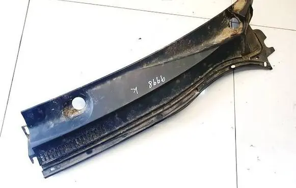 Toyota Avensis T250 Wiper trim 5578205030 55782-05030