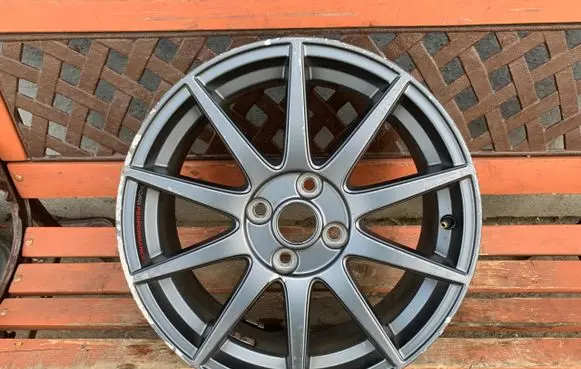 Ford Fiesta R17 alloy rim 