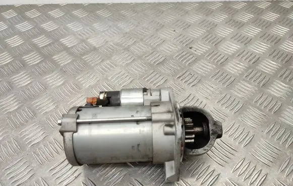 KIA Sportage Starter motor 361002B800