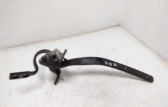 Volkswagen Touareg I Tailgate/trunk/boot hinge 7L6827301E