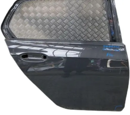 Volkswagen Golf VIII Front door 