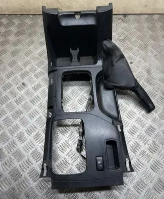 Other center console (tunnel) element