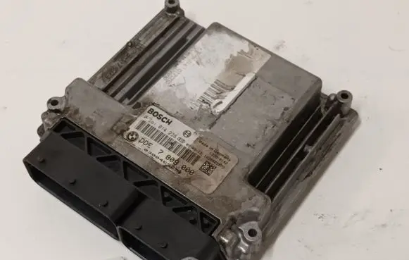 BMW 5 E60 E61 Engine control unit/module 0281014238 DDE7809000