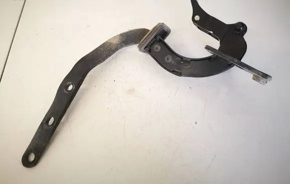 Volvo V70 Tailgate/trunk/boot hinge 8613158