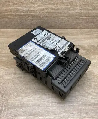 Renault Laguna II Fuse module 518095401 8200148809 8200171856