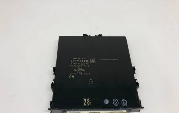 Toyota Auris E180 Other control units/modules 8999002380 MB2325009532