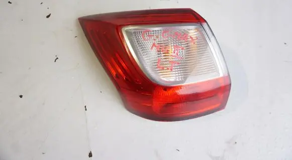 Ford C-MAX II Rear/tail lights