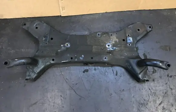 Citroen C-Crosser Front axle beam 
