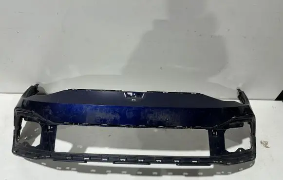 Volkswagen Golf VIII Front bumper 5H0807221C