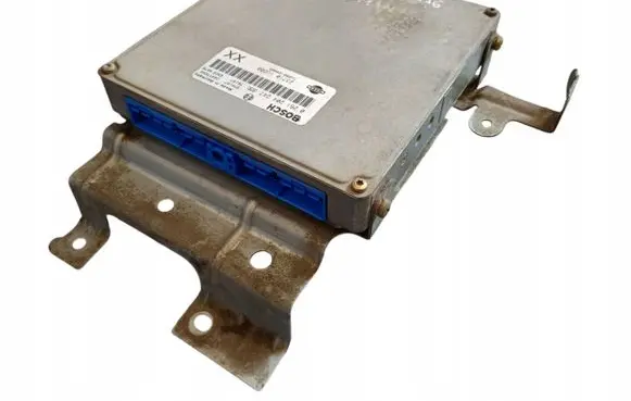 Nissan Micra Engine control unit/module 0261204247