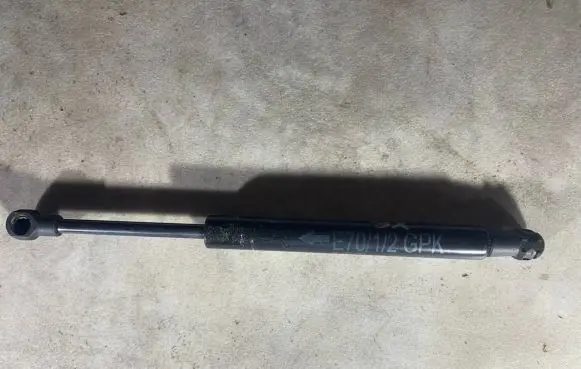 BMW X6 E71 Front bonnet/hood damper/strut 9149120