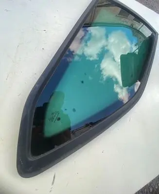 Skoda Octavia Mk3 (5E) Rear side window 5E9845297Q