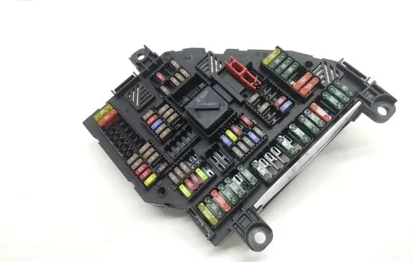 BMW 7 F01 F02 F03 F04 Fuse module 217033452 26011101481568 923442301