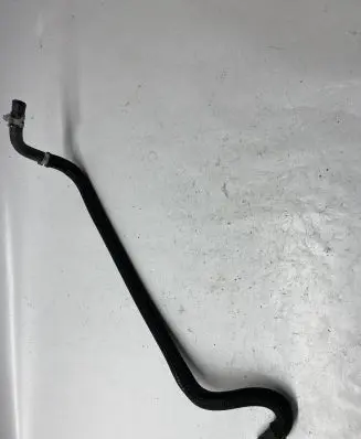 Ford Mustang VI Engine coolant pipe/hose