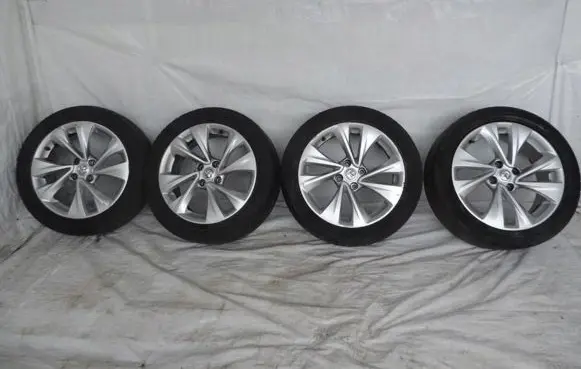 Opel Crossland X R17 alloy rim 