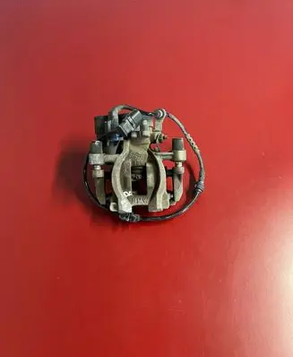 BMW X1 F48 F49 Rear brake caliper 6854440
