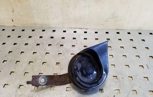 Nissan Pathfinder R51 Horn signal E9703881157