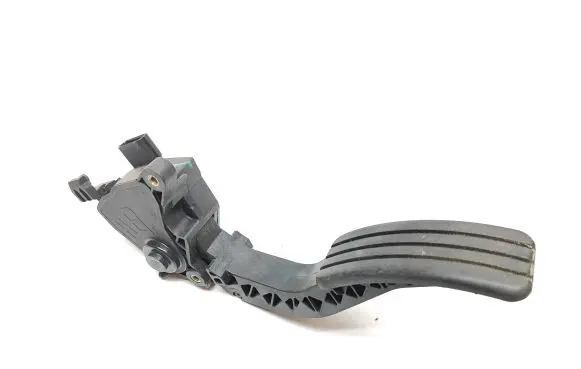 Renault Trafic III (X82) Accelerator throttle pedal 0069610719A 10719A