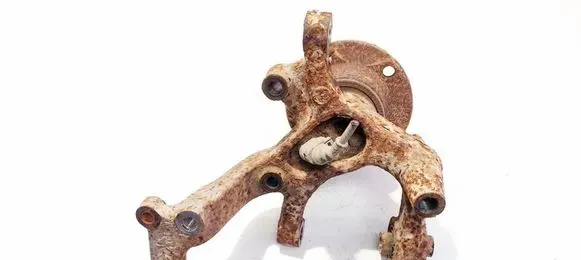 Rear wheel hub