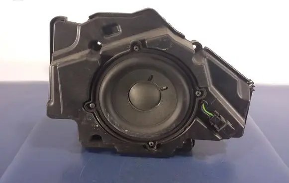 Audi A8 S8 D4 4H Subwoofer speaker
