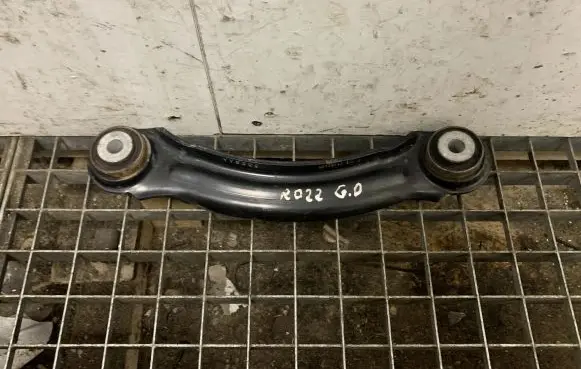 Dodge Challenger Rear upper control arm/wishbone