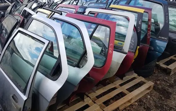 Audi A4 S4 B5 8D Rear door
