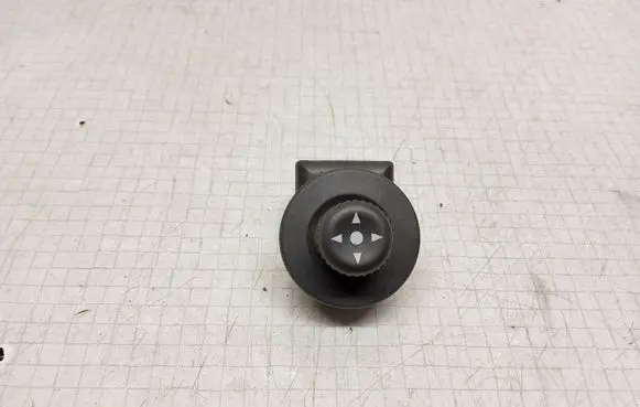 Citroen Berlingo Wing mirror switch 185526