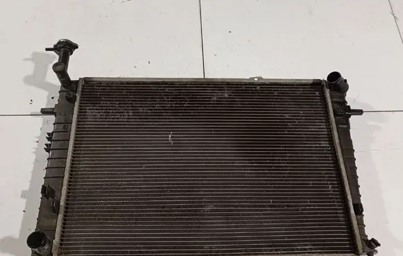 KIA Sportage Coolant radiator 