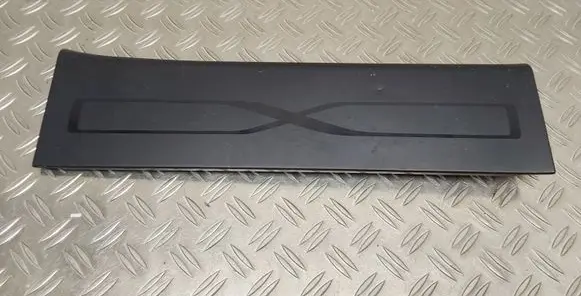 Tesla Model X Rear sill trim cover 105319500F