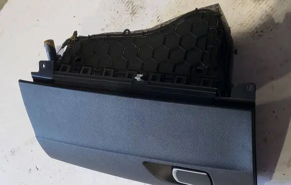 BMW 1 F20 F21 Glove box 51169226047