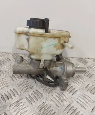 Volkswagen Caddy Master brake cylinder 1K1611301D 1K0945459A