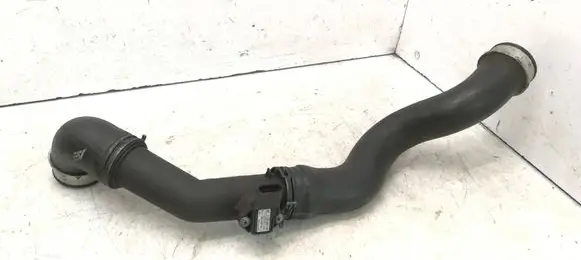 Volkswagen PASSAT B6 Intercooler hose/pipe 0281002401 038906051C 7M3145709