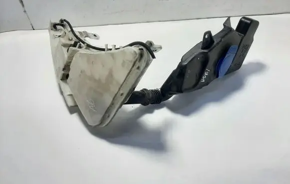 Audi A6 S6 C7 4G Windshield washer fluid reservoir/tank 4G8955451D 4G1955462