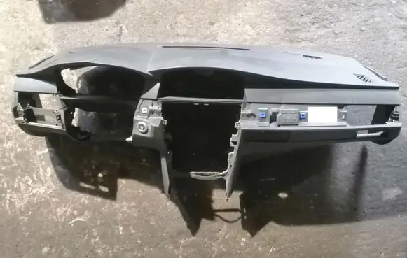 BMW 5 E60 E61 Dashboard 6976421 697642112 IT697642112H