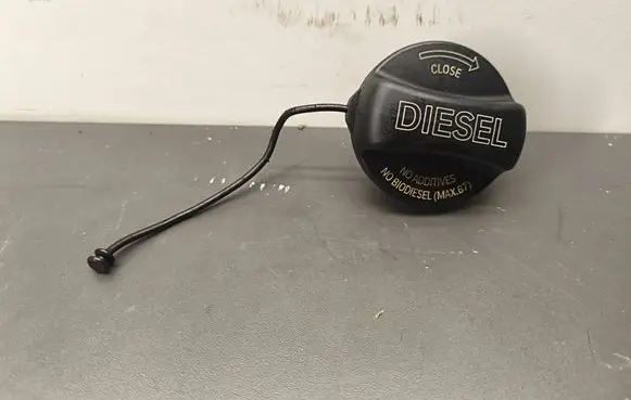 BMW 5 F10 F11 Fuel tank filler cap 7222392