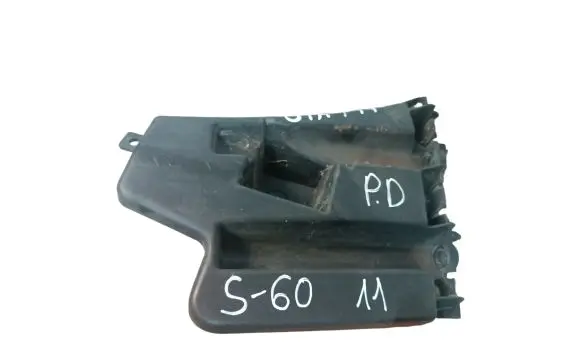 Volvo S60 Front bumper mounting bracket 30796626