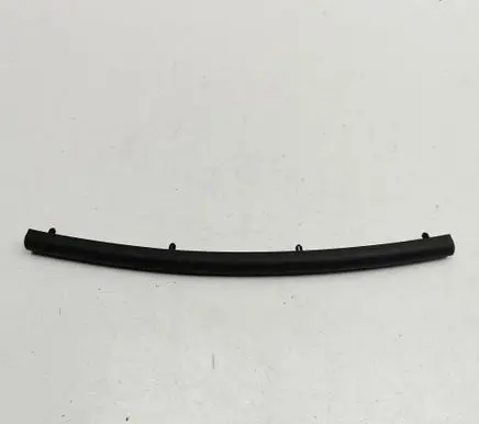 Volkswagen PASSAT B9 Engine compartment rubber 3J0823736