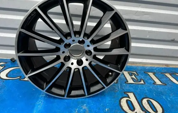 Mercedes-Benz CLA C118 X118 R19 alloy rim A1184010300