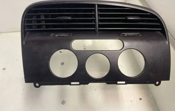 Seat Toledo III (5P) Dash center air vent grill 5P1819110 402028