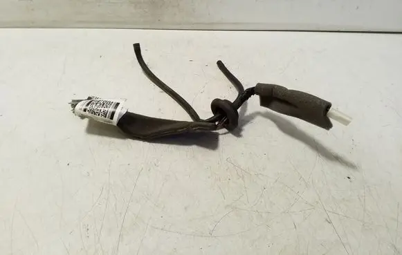 Nissan Leaf I (ZE0) Camera wiring loom 240283NL1B