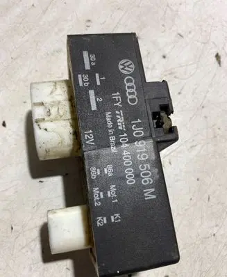 Volkswagen Polo V 6R Coolant fan relay 1J0919506M 104400000