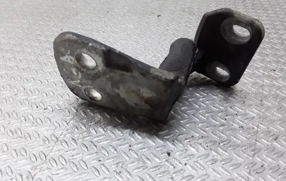 Land Rover Range Rover Sport L320 Rear door lower hinge BDB780072