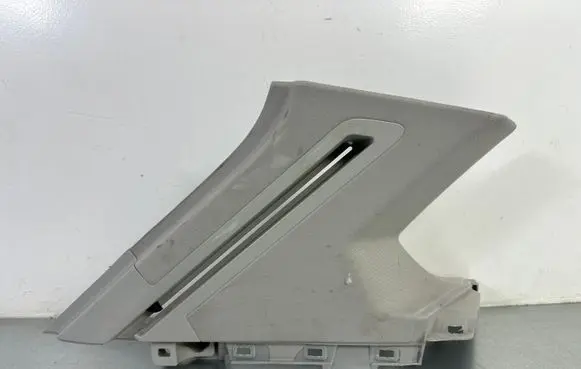 Volkswagen Touareg III (C) pillar trim 760867245P