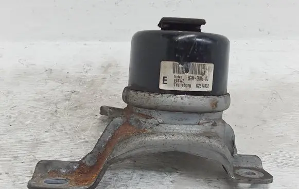 Volvo V60 Engine mount bracket 8G9N6F012BD G2517002 210312