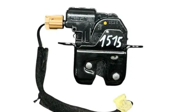 Renault Captur Tailgate lock latch 846307169R 40557160 40534700