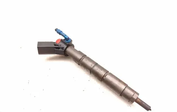 Mercedes-Benz E AMG W213 Fuel injector A6540700187 0445117048