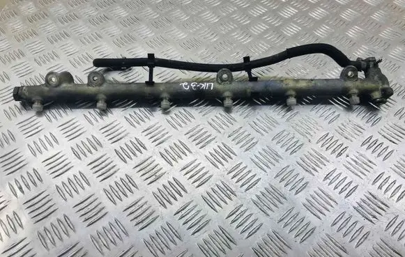 Mercedes-Benz E W210 Fuel main line pipe A6130700095