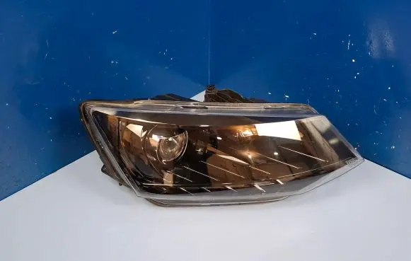 Skoda Fabia Mk3 (NJ) Headlight/headlamp 6V1941016B